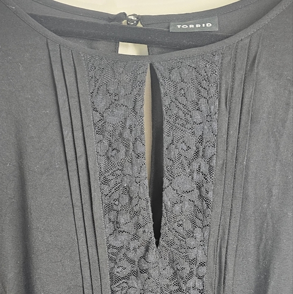Torrid Black cotton n lace dress goth 🖤 plus size 3x bohemian keyhole front - Picture 2 of 10